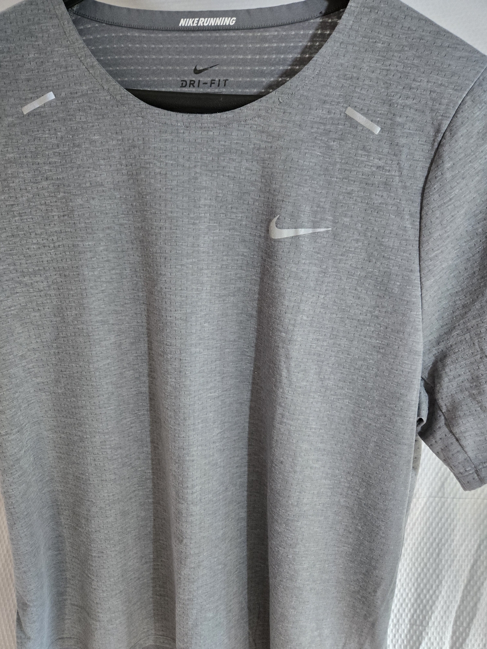 Nike Dri-FIT Men’s Gray Running Shirt